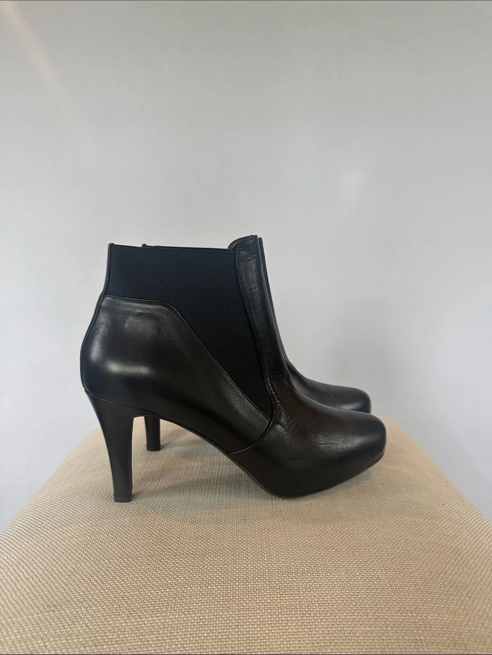 Dana Davis Lara Italian Leather Boots 9.5B